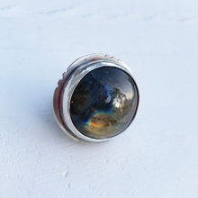Load image into Gallery viewer, Large Labradorite Ring