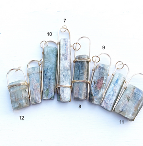 Kyanite Standing Stone Necklace-Gold Filled