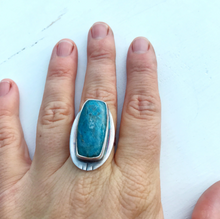 Load image into Gallery viewer, Apatite silver ring