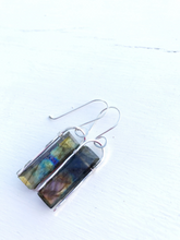 Load image into Gallery viewer, Silver Labradorite earrings
