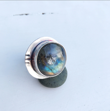 Load image into Gallery viewer, Large Labradorite Ring