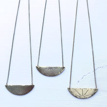 Load image into Gallery viewer, Sunburst Necklace