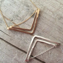 Load image into Gallery viewer, Sosie Necklace