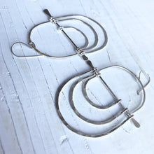 Load image into Gallery viewer, Silver Loop Bisagra Earrings