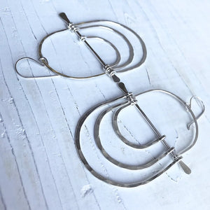 Silver Loop Bisagra Earrings